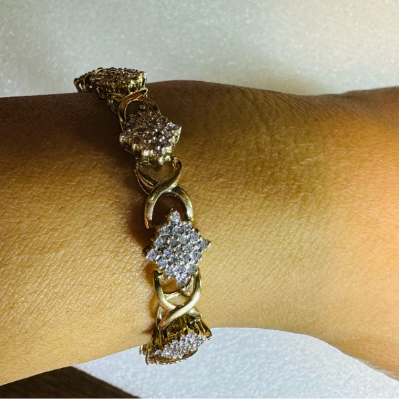 14KT Yellow Gold Diamond in Diamond Shape Panel Link Tennis Bracelet - Picture 11 of 15